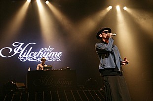 「Hilcrhyme 全公演ソールドアウトの東名阪ツアー初日に、早くも新ツアー発表」