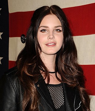 「ラナ・デル・レイ、ショート・フィルム「Tropico」の予告映像公開」