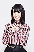 遠藤ゆりか「19歳の新人・遠藤ゆりか デビュー曲はHISASHI（GLAY）提供のアニメED」1枚目/4