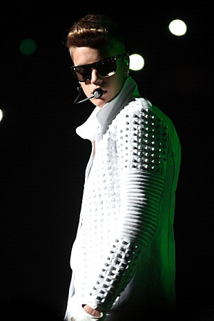 「ジャスティン・ビーバー、救済キャンペーンのためフィリピンへ」