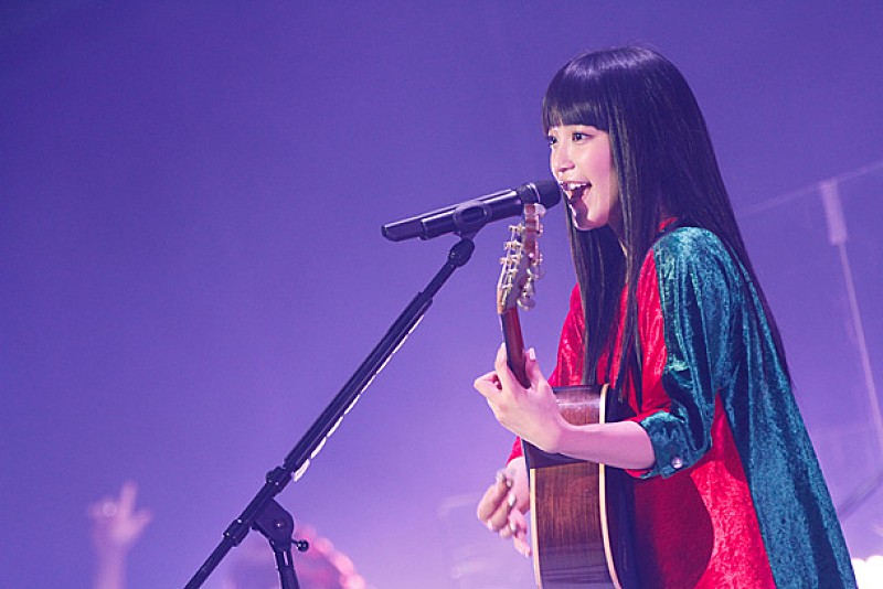 miwa「紅白初出場を控えるmiwa 渋谷のライブ会場制覇に向け代々木競技場2Days開催へ」1枚目/6