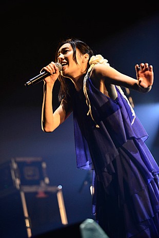 「ビクターロック勢の底力 Coccoの笑顔に感涙/サカナ出血大放出など」