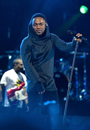 「ケンドリック・ラマー、マックルモアの“謝罪”騒動に大人の対応」