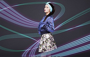 「柴咲コウ 新ビジュアル公開＆“柴咲コウ×コナン”ステッカー封入決定」