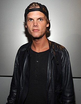 「アヴィーチーが滞在先のマイアミで緊急入院、【Ultra】をキャンセル」