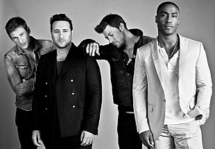 「UKボーイズ・グループ界を代表するBLUEが、約10年振りの復活作をリリース」