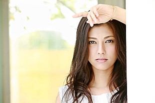 「沖縄が生んだ美人唄者 レギュラー番組『上間綾乃の上京2年生』開始」