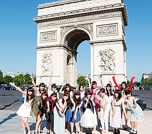 「乃木坂46 フランスで海外初ライブ実施「私たちは乃木坂46です！」」