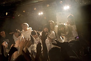 「元BiS“学園祭の打ち上げ”敢行 最後はマネージャーの全裸ダイブ!?」