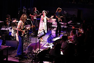 「水曜日の夜もにぎやか - EPOは天然色　センチメンタル・シティ・ロマンス＆杉真理とのコラボも」