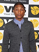 「ファレル、アリアナ・グランデ、NFL新シーズンの開幕イベントへ」1枚目/1