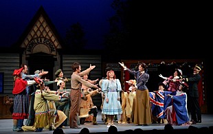 「劇団四季『赤毛のアン』初日、開幕」