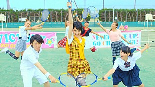 「剛力彩芽 新曲「くやしいけど大事な人」でラケットダンスに挑戦」