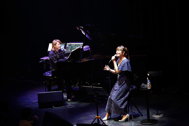 小室哲哉「小室哲哉 坂本美雨の歌声で名曲に新たな命宿す 坂本龍一への願いも」1枚目/5