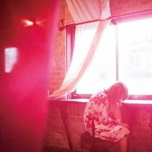 「145cmのSSW 杉恵ゆりか「スカートの中こもった熱どうしよう」女事情歌う」1枚目/1