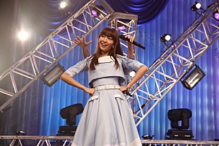 「生駒の手がこじはるの胸に再び迫る？　こじ坂46オリジナル曲携え再来」