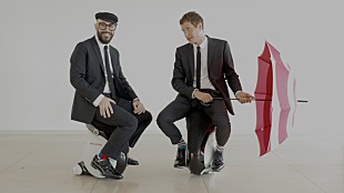 「OK Go 話題の最新MV舞台裏をメンバーが解説したビデオが公開」