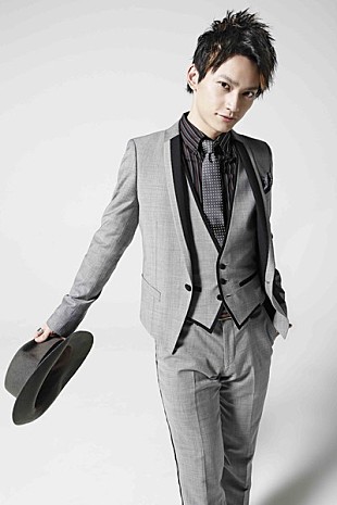 「SKY-HI、自身の誕生日リリースの新曲「スマイルドロップ」MV公開＆全国ツアーも」