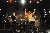 moumoon「moumoon「来年のツアーが決定しました！」春秋の2回に分けて開催」1枚目/5