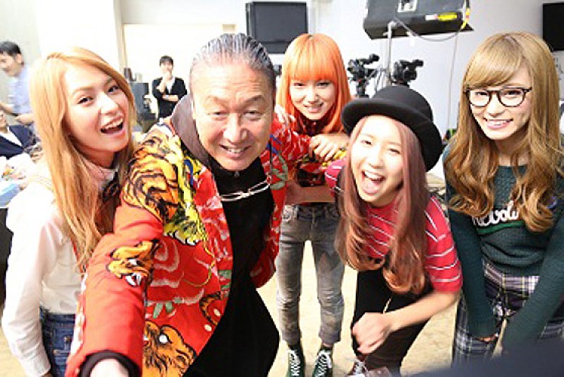 「SCANDAL×山本寛斎」2枚目/8