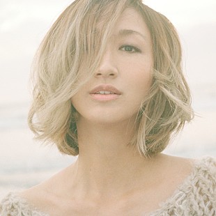 「Ms.OOJA＆TEE、1日限りのプレミアライブを開催」