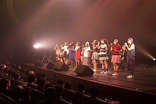 「女子大生2人組ユニット はちみつ。川嶋あいやプールイ等先輩と競演」