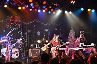 「Silent Siren 初の武道館ワンマン完売！ 熱狂の聖夜ライブで思わず涙」