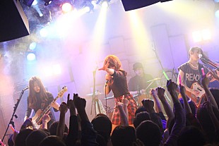 「平均年齢19歳 女性ボーカルバンド Chu&#039;s day. 3マン超満員で来年2月にワンマン開催」