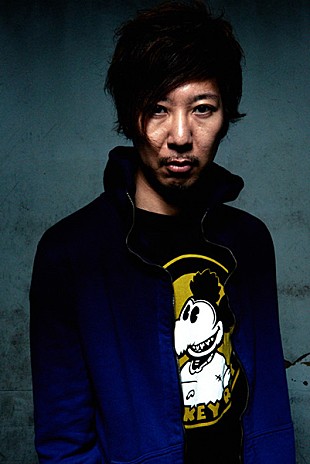 「バクホン松田、ピエール中野ら日本を代表する豪華ドラマーが集結の新春“ドラム隊談”」