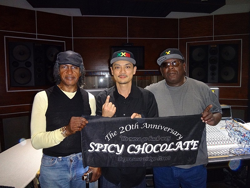 グラミー賞ノミネートのSPICY CHOCOLATE スライ＆ロビーとのTALK SESSION映像を公開