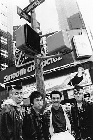 「THE BLUE HEARTS 八代亜紀/奥田民生/銀杏BOYZらも参加の30周年企画盤 ニコ生や『オールナイトニッポン』で関連番組決定」