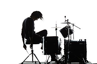 「金子ノブアキ 初のソロライブ開催決定 1年ぶりの新曲披露も」