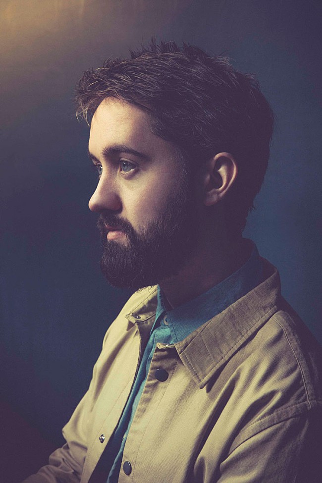 「ヴィレジャーズ アイルランドを代表する若きSSWが“愛”をテーマにした3rdアルバムを発表」1枚目/2