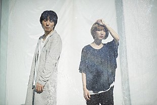 「moumoon 話題の『暗殺教室』EDテーマや“moumoonの今”語る「もうすぐ立って、すごく光り出す気がします。裸でね（笑）」」