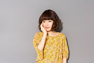 「川嶋あい 東日本大震災から4年『とびら』発売＆東北の中学校で楽譜配布 渋谷公会堂での最後のライブも開催」