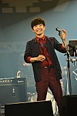 星野源「星野源/Dragon Ash/斉藤和義/木村カエラ/キュウソネコカミ/ハナレグミ/スガ シカオ/KEYTALK/レキシ/長山洋子 豪華絢爛強烈アクト乱れ撃ち」1枚目/19