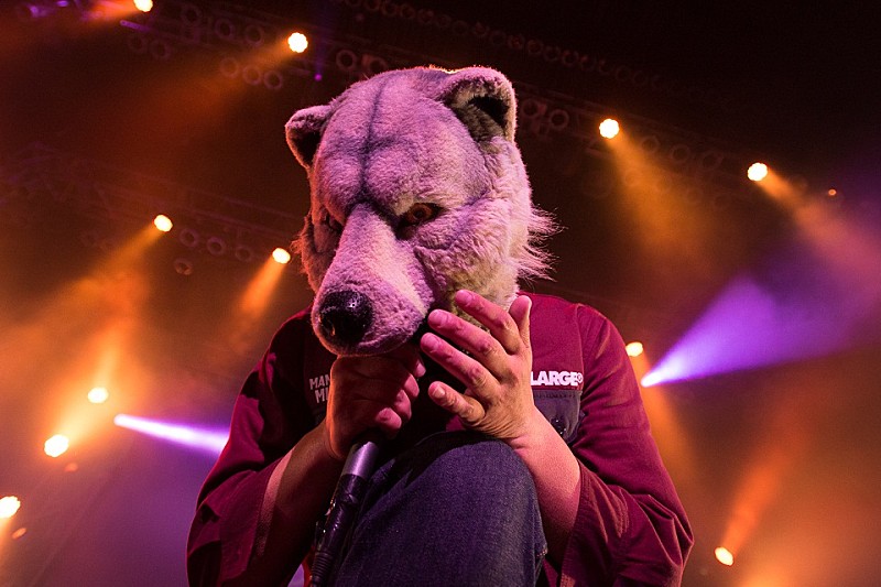 MAN WITH A MISSION「マンウィズ、ツアー初日でサプライズ連発、ブンブンとコラボでリミックス再現も」1枚目/10