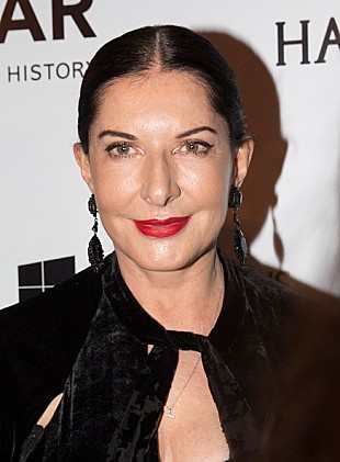 「ジェイ・Zとのコラボは「2度とやらない」……現代アーティストが語る」