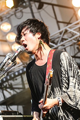 「FM802「Rockin’Radio」the telephonesやgo!go!vanillasなど出演者9組のライブ音源をFM802でオンエア」