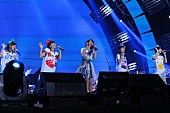 「ももクロと森高千里（Photo：Ayumi Fujita）」4枚目/13