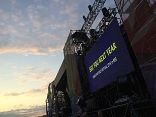 「【RISING SUN ROCK FESTIVAL 2015 in EZO】安全地帯、聖飢魔II、10-FEETらが北の大地で繰り広げた音楽の祭典」