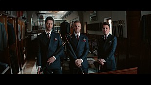「テイク・ザット 3人がスパイに変身？コリン・ファース主演映画に起用された楽曲のMVが公開」