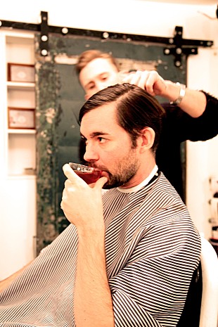 「セイフティー・シザーズ 西海岸エレクトロニカ、クリック・ハウスシーンの鬼才が9月にジャパン・ツアーを開催」