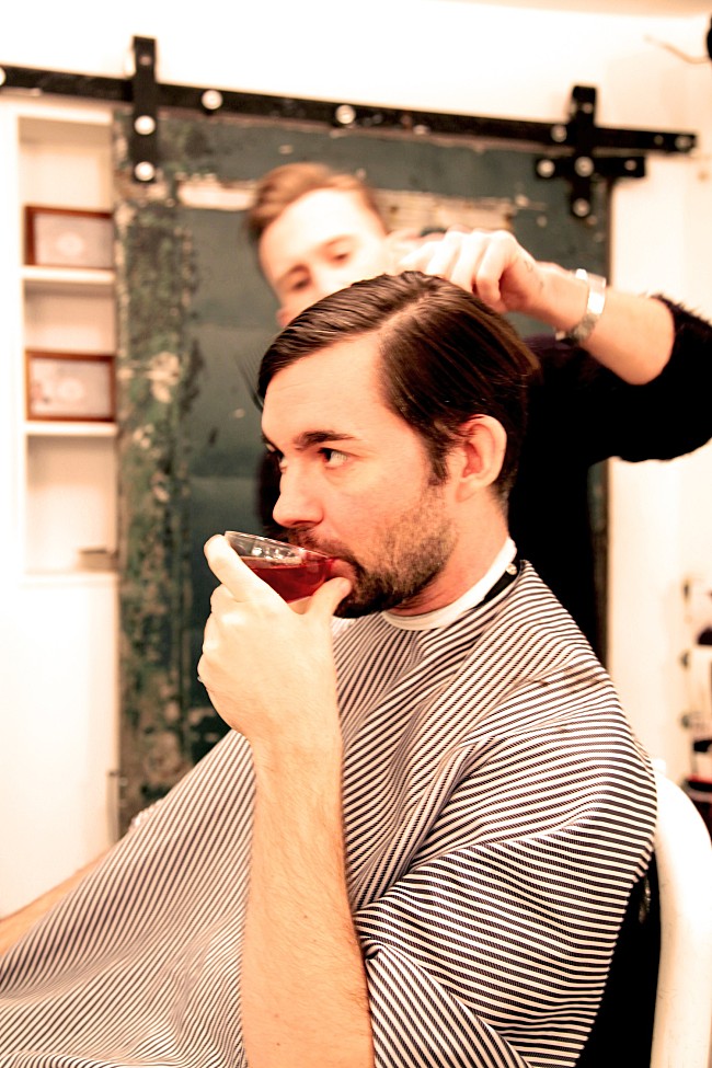 「セイフティー・シザーズ 西海岸エレクトロニカ、クリック・ハウスシーンの鬼才が9月にジャパン・ツアーを開催」1枚目/2