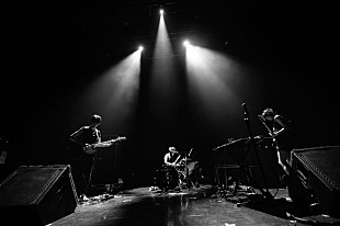 「にせんねんもんだい A・シャーウッドx坂本慎太郎xラシャド・ベッカーの豪華布陣で作り上げた新作から12分に及ぶ新曲を公開」