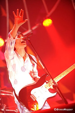 「スピッツ 日本武道館公演を収録した映像商品リリース決定」