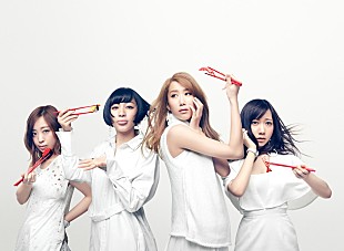 「赤い公園 新曲「KOIKI」MV公開 白のトレンチコートで小粋なパフォーマンス」