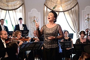 「実在の“伝説の音痴”と呼ばれた歌姫、『偉大なるマルグリット』予告編解禁」