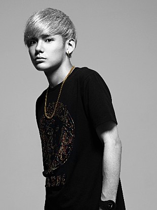 「KSUKE　日本人として初めて出演した世界最大規模クラブHAKKASAN公演のオフィシャル・ロード・ムービーが公開」