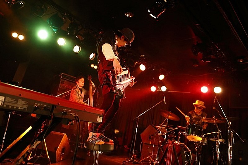 H ZETTRIO「」2枚目/5